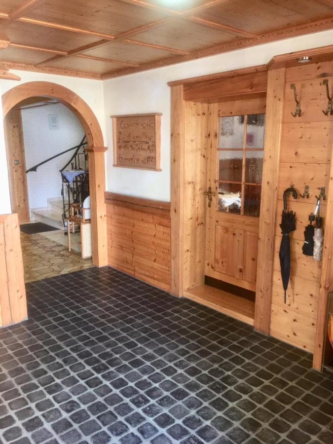 Отель Gasthof Adler Unterthingau Экстерьер фото